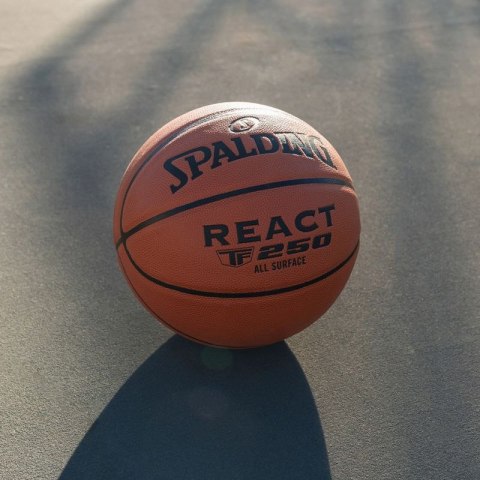 Piłka do koszykówki Spalding React TF-250 76803Z