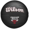 Piłka Wilson Team Tribute Chicago Bulls Mini Ball Jr WZ4017602XB