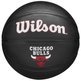 Piłka Wilson Team Tribute Chicago Bulls Mini Ball Jr WZ4017602XB