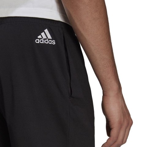 Spodenki adidas AeroReady Essentials Linear Logo Shorts M GK9604