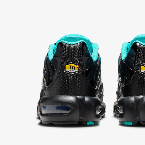 Buty NIKE Air Max Plus TN - Czarne - Light Retro