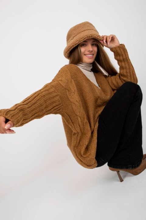 Sweter Damski Model TW-SW-BI-M903.33X Camel - Och Bella