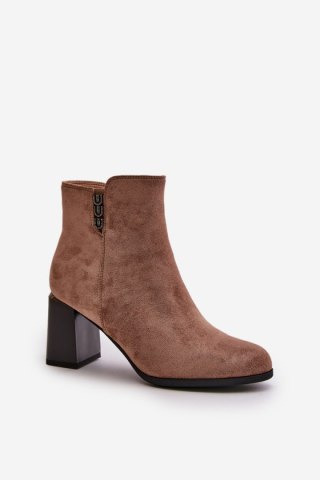 Botki Model Erillia JC103 Brown - Step in style