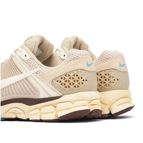 Nike Zoom Vomero 5 FB8825-111, Oatmeal/Pale Ivory-Sail-Light Chocolate