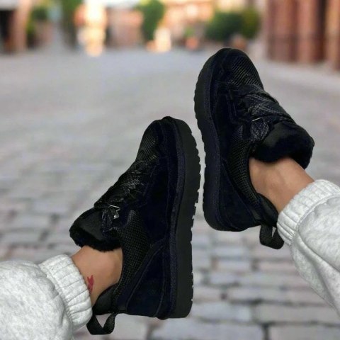 UGG Lowmel-1144032-BLK, Czarny